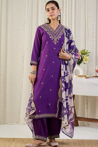 Floral Embroidered Thread Work Straight Kurta With Patiala & Dupatta