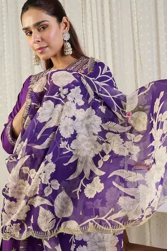 Floral Embroidered Thread Work Straight Kurta With Patiala & Dupatta
