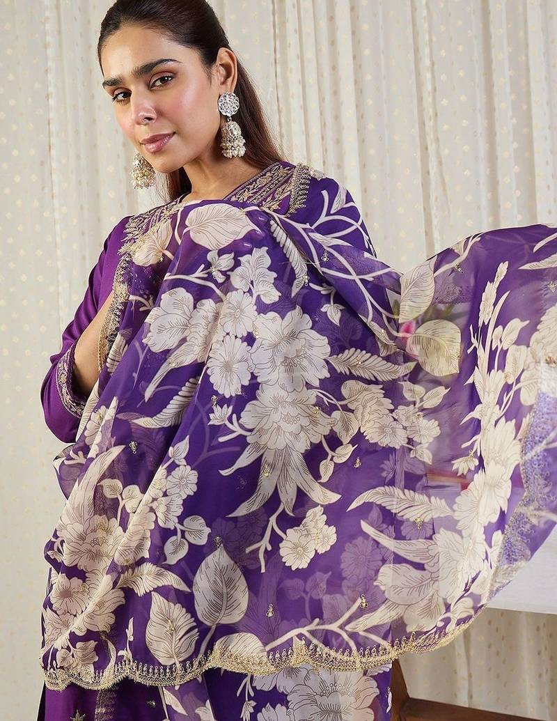 Floral Embroidered Thread Work Straight Kurta With Patiala & Dupatta