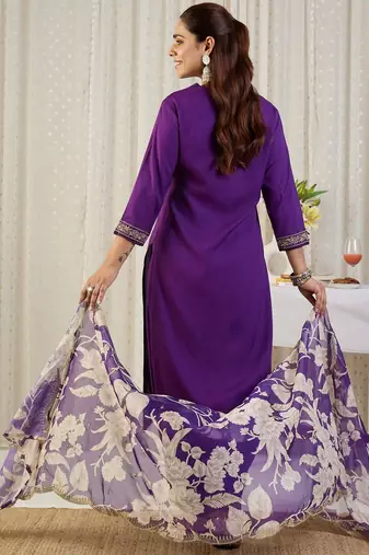 Floral Embroidered Thread Work Straight Kurta With Patiala & Dupatta
