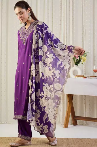 Floral Embroidered Thread Work Straight Kurta With Patiala & Dupatta