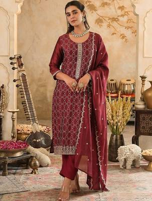 Women Ethnic Motifs Embroidered Thread Work Kurta with Trousers & Dupatta 1