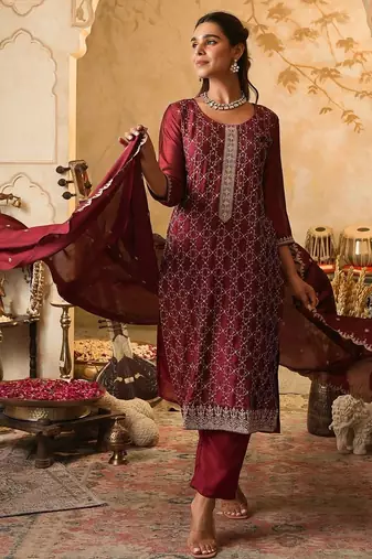 Women Ethnic Motifs Embroidered Thread Work Kurta with Trousers & Dupatta