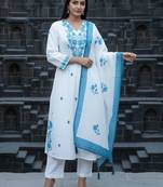 Women Floral Embroidered Regular Thread Work Kurta with Trousers & With Dupatta