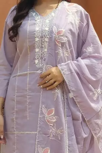 Floral Embroidered Thread Work Pure Cotton Kurta With Trousers & Dupatta