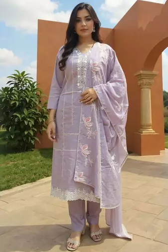 Floral Embroidered Thread Work Pure Cotton Kurta With Trousers & Dupatta