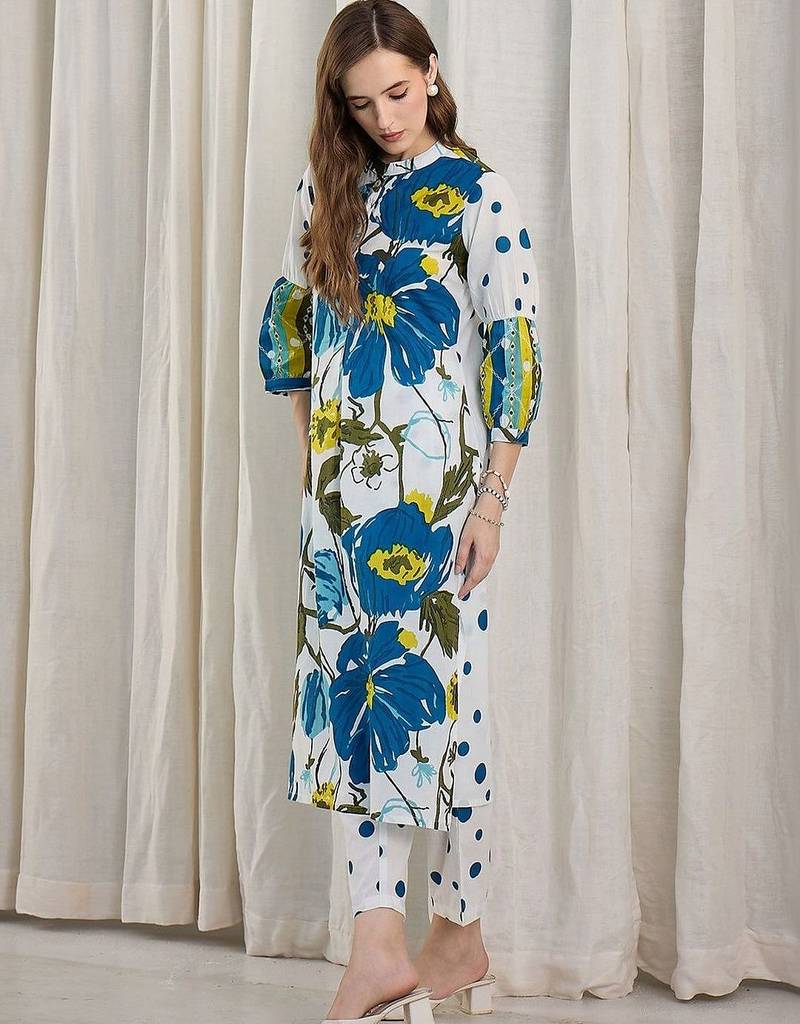 Women Floral Printed Regular Pure Cotton Kurta with Trousers