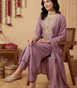 Women Ethnic Motifs Embroidered Regular Thread Work Kurta with Trousers & With Dupatta