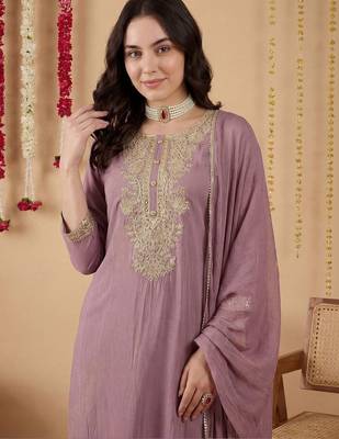 Women Ethnic Motifs Embroidered Regular Thread Work Kurta with Trousers & With Dupatta 3