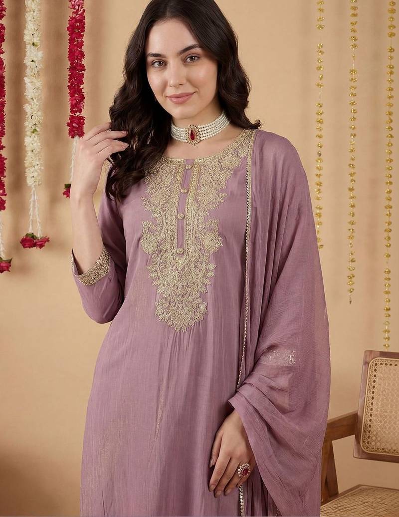 Women Ethnic Motifs Embroidered Regular Thread Work Kurta with Trousers & With Dupatta