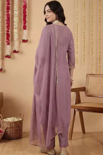 Women Ethnic Motifs Embroidered Regular Thread Work Kurta with Trousers & With Dupatta