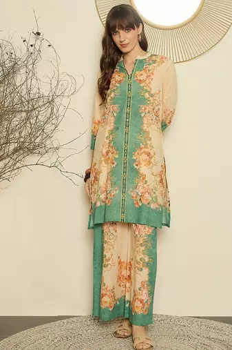 Women Floral Printed Regular Sequinned Kurta with Palazzos