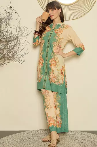Women Floral Printed Regular Sequinned Kurta with Palazzos