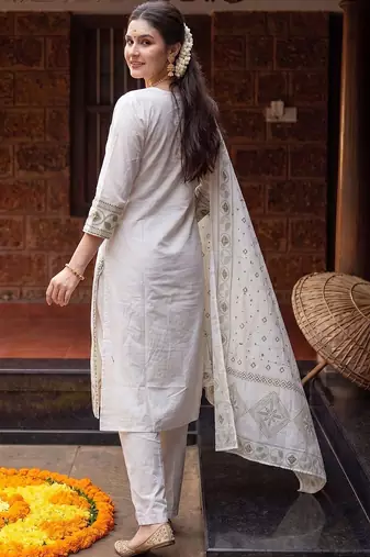 Women Ethnic Motifs Embroidered Regular Mirror Work Pure Cotton Kurta with Trousers & With Dupatta