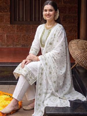 Women Ethnic Motifs Embroidered Regular Mirror Work Pure Cotton Kurta with Trousers & With Dupatta 4