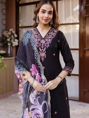 Women Ethnic Motifs Embroidered Regular Thread Work Kurta with Palazzos & With Dupatta 1