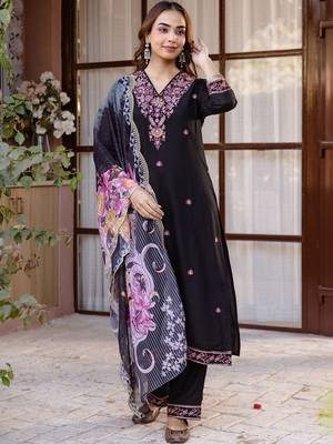 Women Ethnic Motifs Embroidered Regular Thread Work Kurta with Palazzos & With Dupatta 3