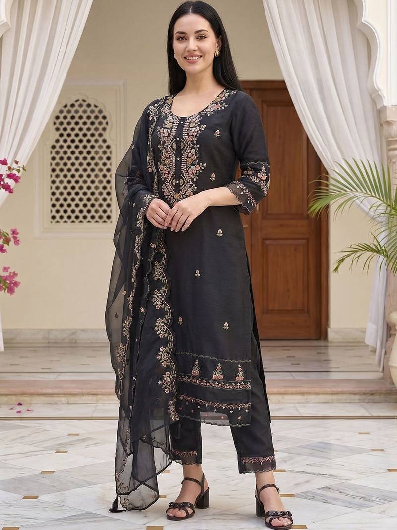 Women Ethnic Motifs Embroidered Regular Thread Work Kurta with Trousers & With Dupatta