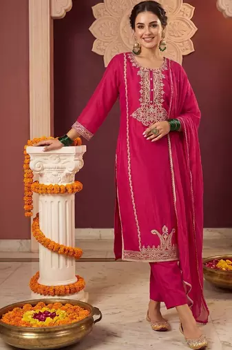 Women Ethnic Motifs Embroidered Regular Kurta with Trousers & With Dupatta