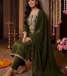 Women Ethnic Motifs Embroidered Regular Sequinned Kurta with Trousers & With Dupatta