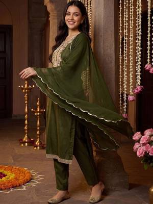 Women Ethnic Motifs Embroidered Regular Sequinned Kurta with Trousers & With Dupatta 2
