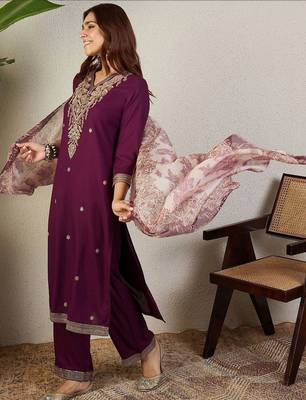Women Ethnic Motifs Embroidered Regular Thread Work Kurta with Trousers & With Dupatta 2