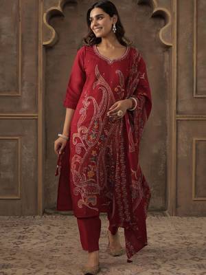 Women Paisley Printed Regular Sequinned Kurta with Trousers & With Dupatta 1
