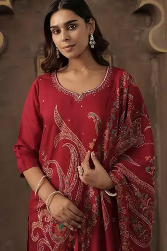 Women Paisley Printed Regular Sequinned Kurta with Trousers & With Dupatta