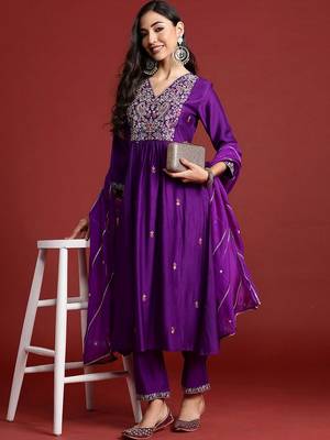 Women Ethnic Motifs Embroidered Empire Liva Kurta with Trousers & With Dupatta 2