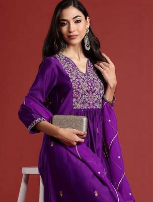 Women Ethnic Motifs Embroidered Empire Liva Kurta with Trousers & With Dupatta 3
