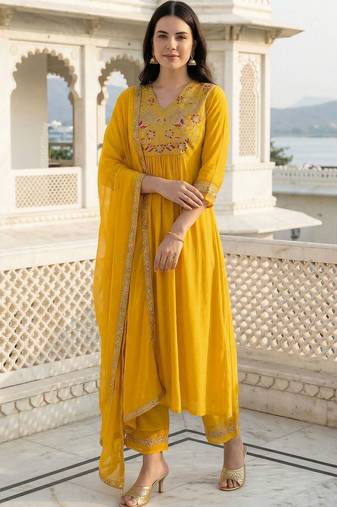 Women Floral Embroidered Pleated Liva Kurta with Palazzos & With Dupatta