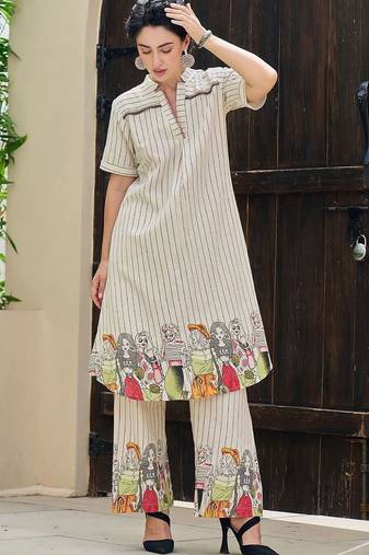 Women Printed Regular Beads and Stones Pure Cotton Kurta with Palazzos