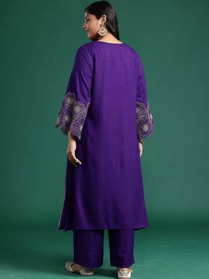 Women Floral Embroidered Regular Kurta with Palazzos 3
