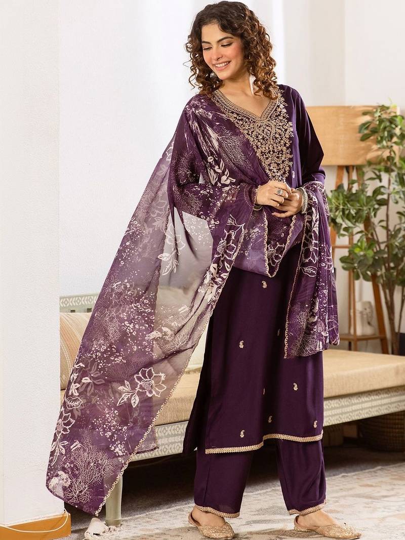 Women Ethnic Motifs Embroidered Regular Thread Work Kurta with Trousers & With Dupatta