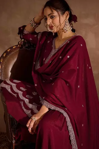 Women Ethnic Motifs Embroidered Regular Thread Work Kurta with Sharara & With Dupatta