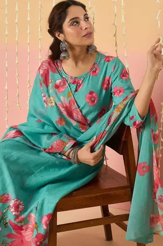 Women Floral Printed Regular Pure Cotton Kurta with Trousers & With Dupatta