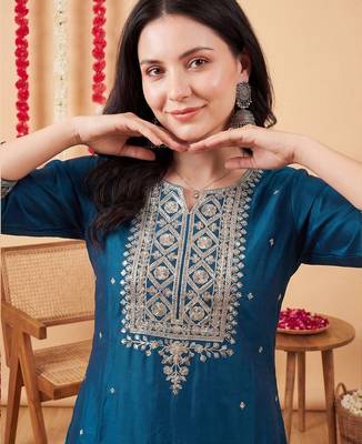 Women Ethnic Motifs Embroidered Regular Thread Work Kurta with Trousers & With Dupatta 2