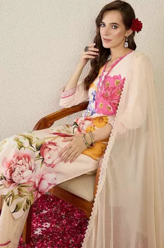 Women Floral Printed Regular Linen Kurta with Trousers & With Dupatta