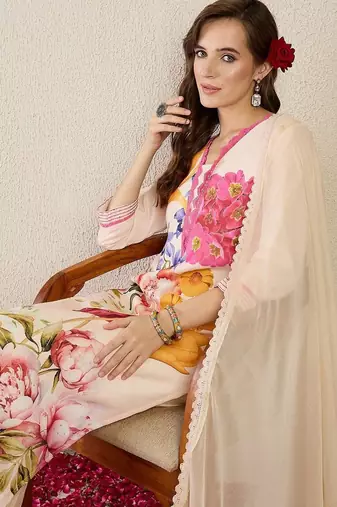 Women Floral Printed Regular Linen Kurta with Trousers & With Dupatta
