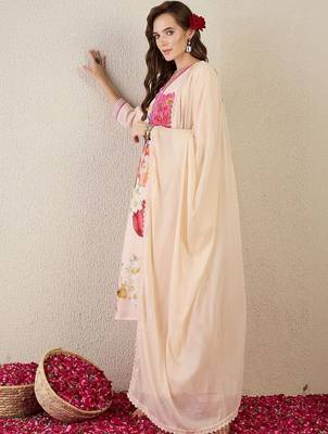 Women Floral Printed Regular Linen Kurta with Trousers & With Dupatta 6