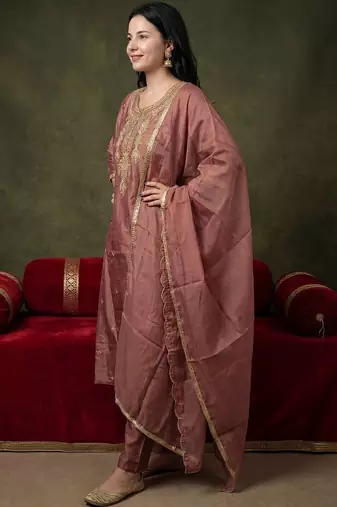 Women Ethnic Motifs Embroidered Regular Kurta with Trousers & With Dupatta