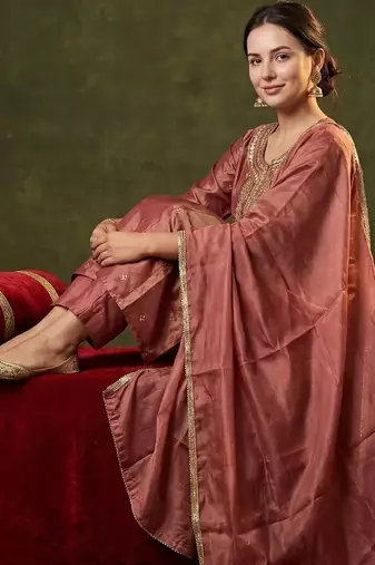 Women Ethnic Motifs Embroidered Regular Kurta with Trousers & With Dupatta