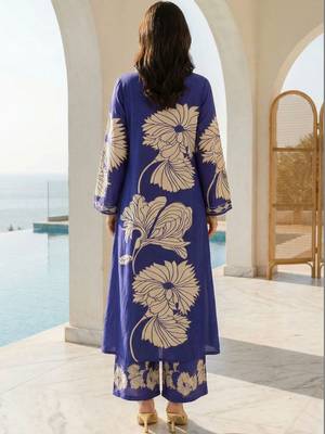 Women Floral Printed Regular Kurta with Palazzos 3