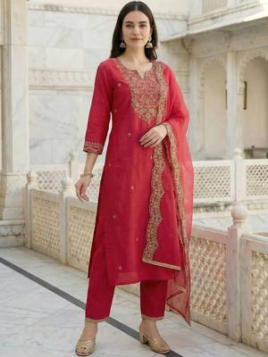 Women Ethnic Motifs Embroidered Regular Thread Work Liva Kurta with Trousers & With Dupatta 1