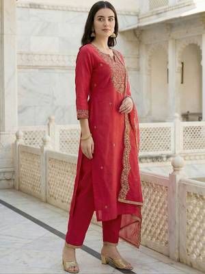 Women Ethnic Motifs Embroidered Regular Thread Work Liva Kurta with Trousers & With Dupatta 3