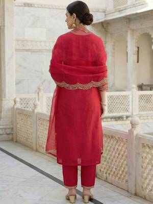 Women Ethnic Motifs Embroidered Regular Thread Work Liva Kurta with Trousers & With Dupatta 4