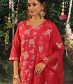 Women Floral Embroidered Regular Sequinned Kurta with Trousers & With Dupatta