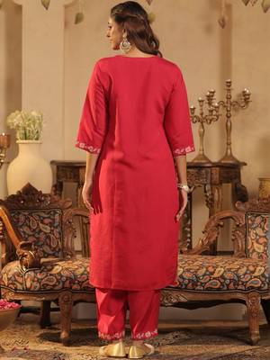 Women Floral Embroidered Regular Sequinned Kurta with Trousers & With Dupatta 3