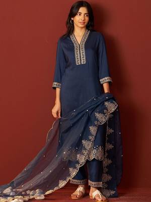 Women Ethnic Motifs Embroidered Regular Thread Work Kurta with Trousers & With Dupatta 1