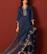 Women Ethnic Motifs Embroidered Regular Thread Work Kurta with Trousers & With Dupatta